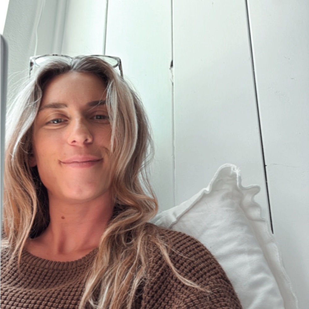 Meet your Posher, Megan